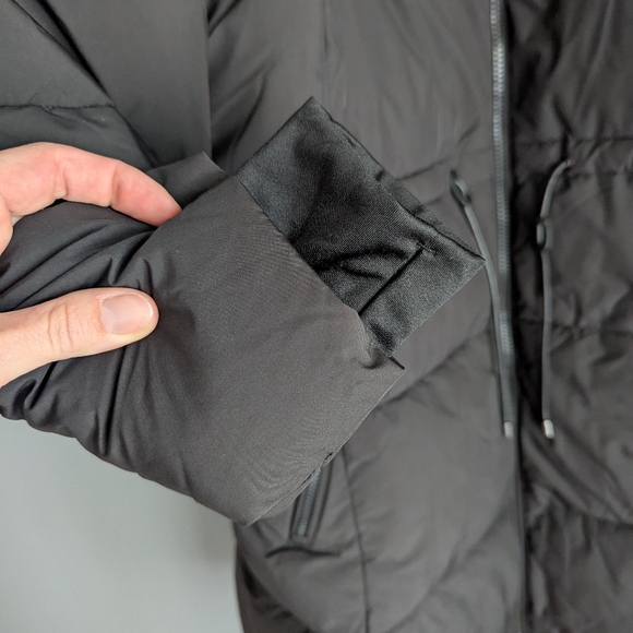 DKNY Black Puffer Jacket Women's Size XXL. Winter Puffer Coat With Hood. - Picture 6 of 9